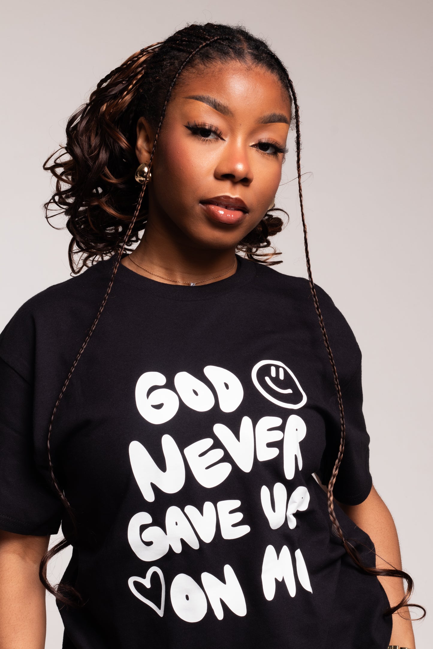 GOD NEVER GAVE UP ON ME TEE | BLACK / WHITE