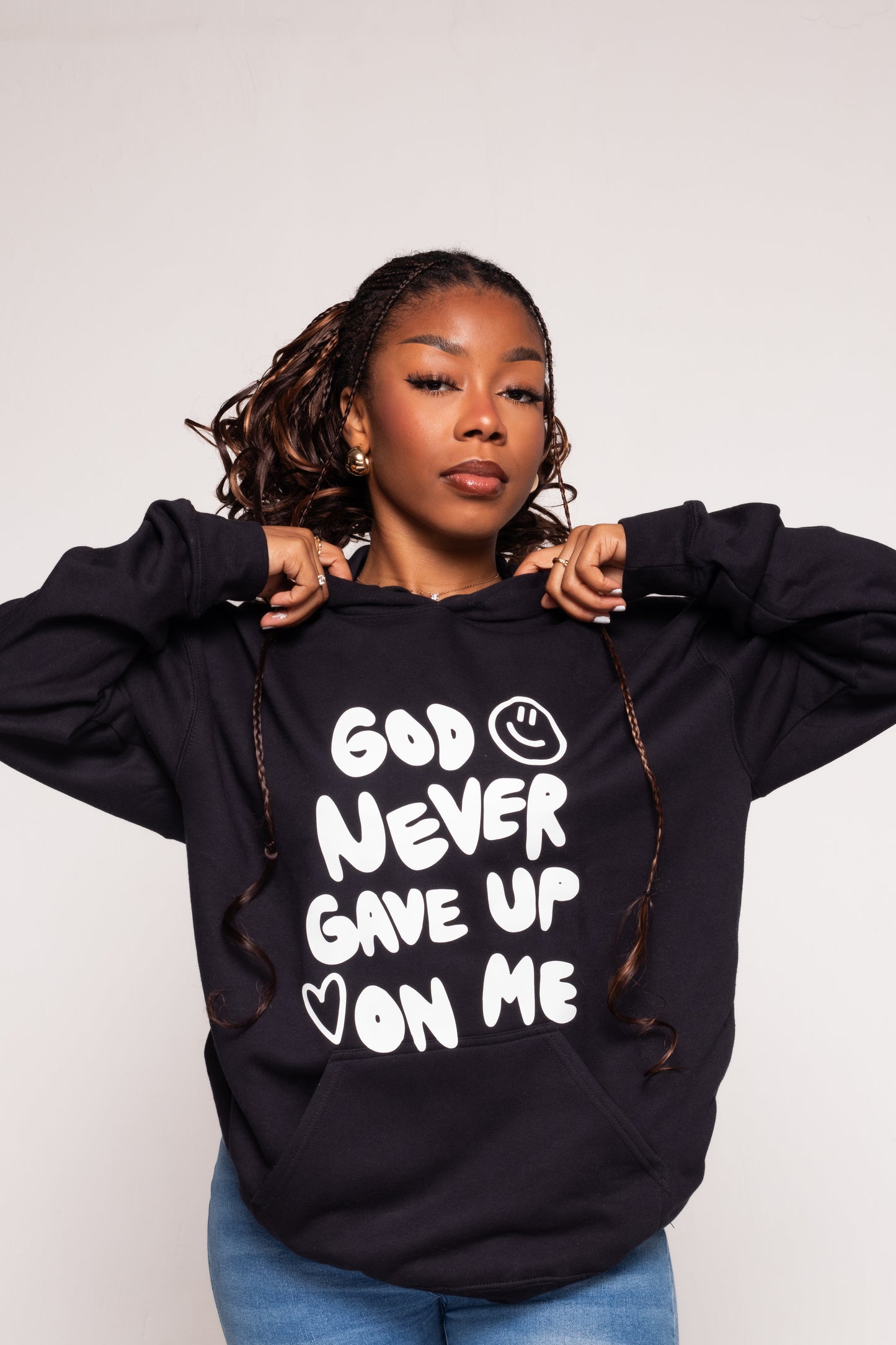 GOD NEVER GAVE UP ON ME HOODIE | BLACK / WHITE