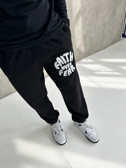 FAITH OVER FEAR PUFF PRINT JOGGERS | BLACK / WHITE