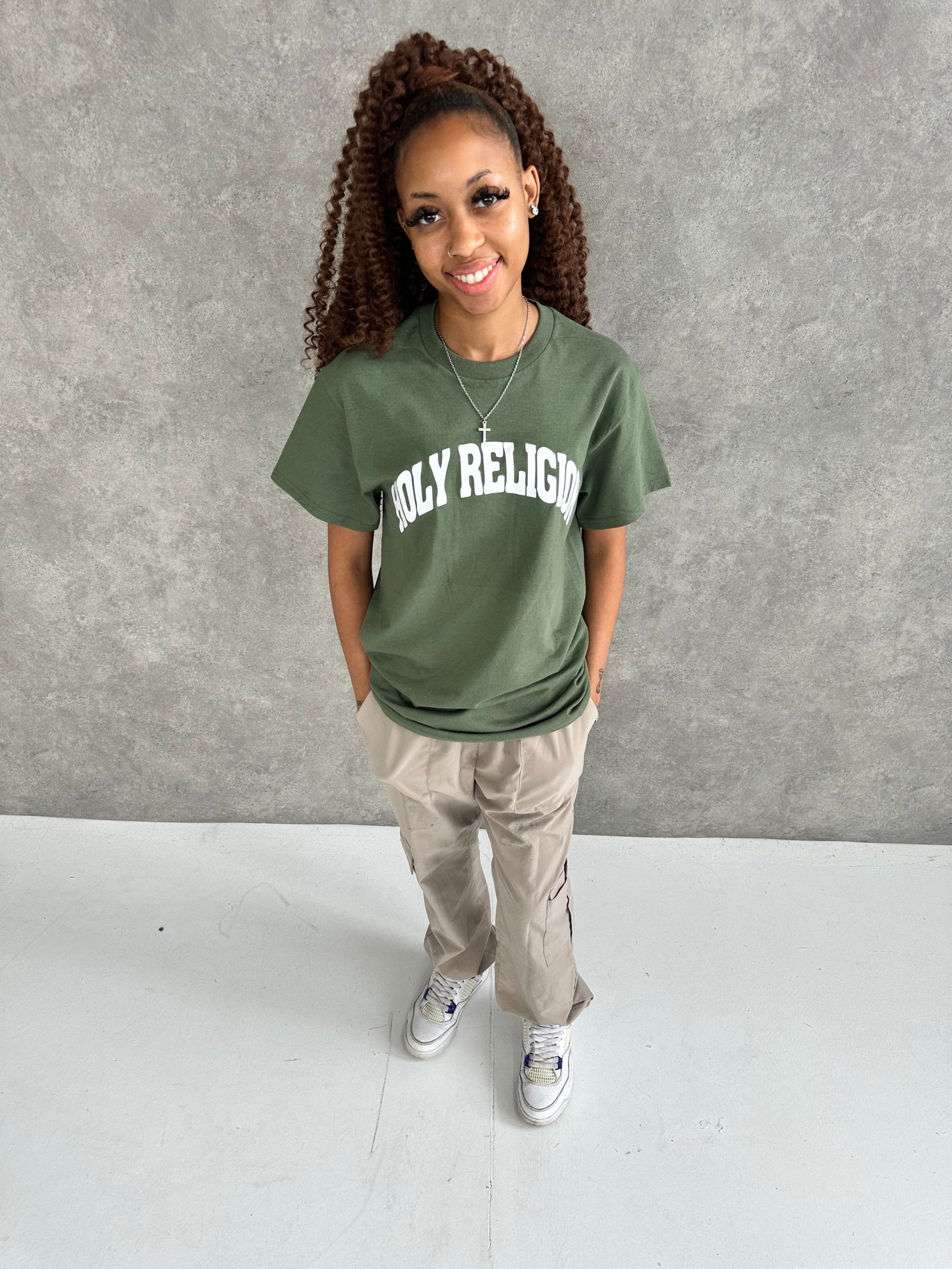 FAITH OVER FEAR TEE | MILITARY GREEN / WHITE