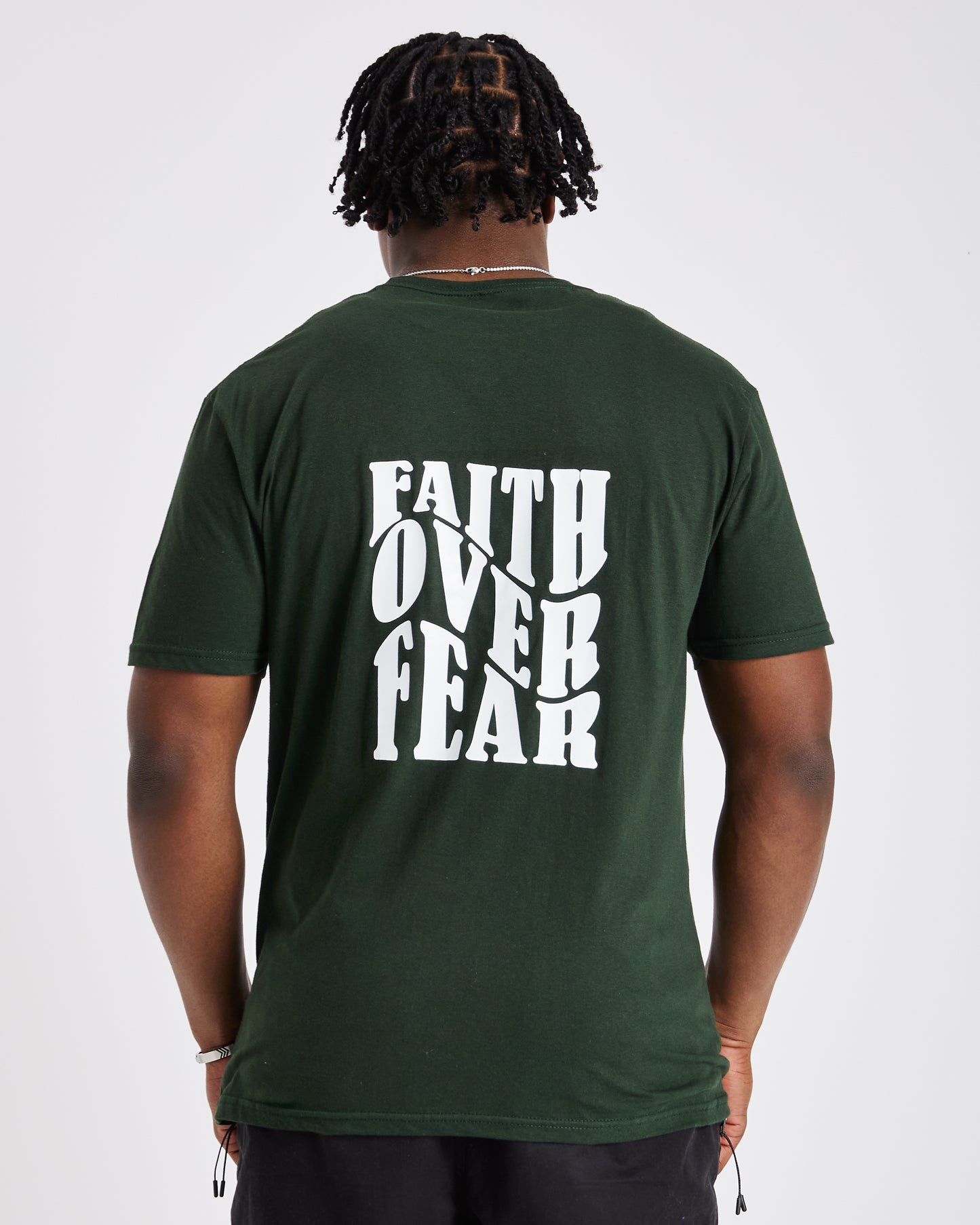 FAITH OVER FEAR TEE | FOREST GREEN / WHITE