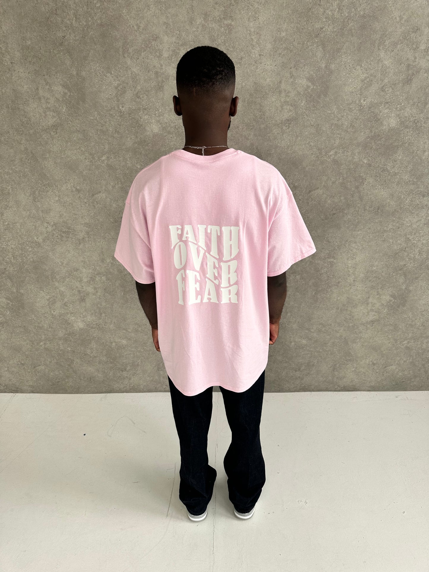 FAITH OVER FEAR TEE | PINK / WHITE