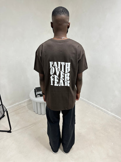 FAITH OVER FEAR TEE | CHOCOLATE / WHITE